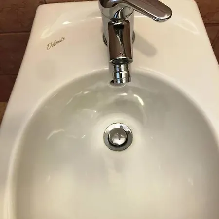 Casa Rosanna Comodo Per 5 Persone Centro Trieste